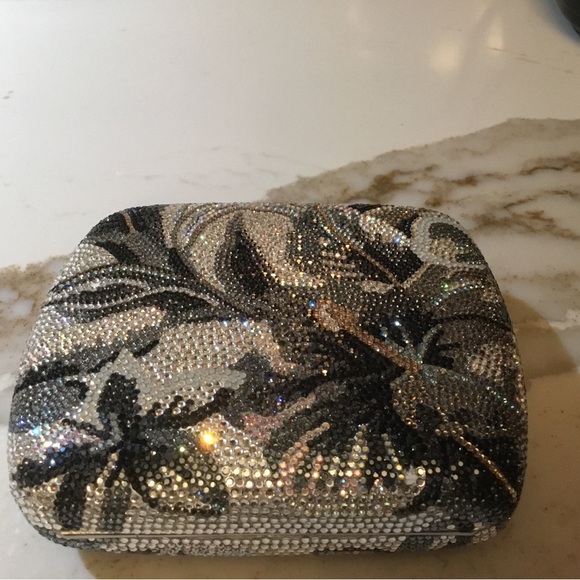 Judith Leiber Gorgeous Floral Crystals Clutch & Crossbody Bag!